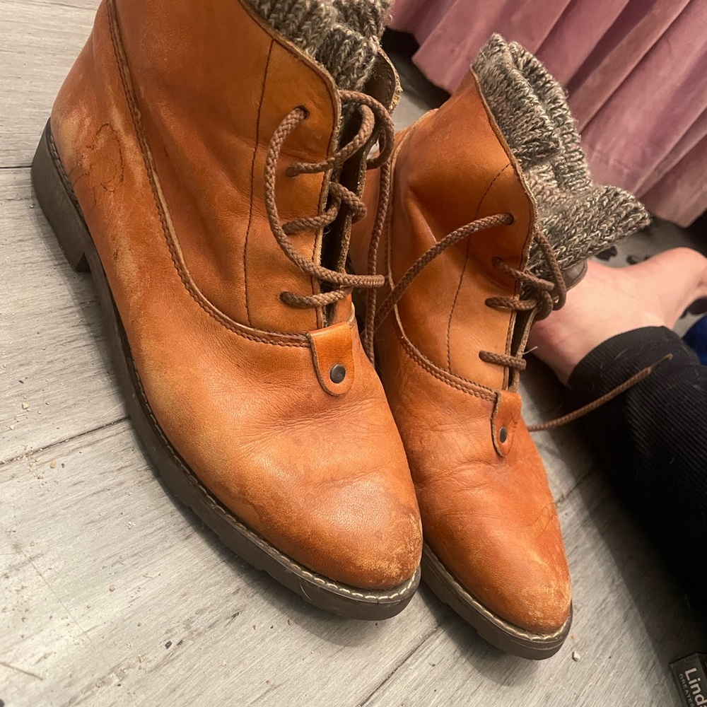 Vintage hipster Tan Leather Boots